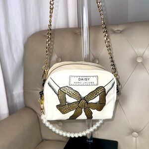 Marc Jacobs Crossbody